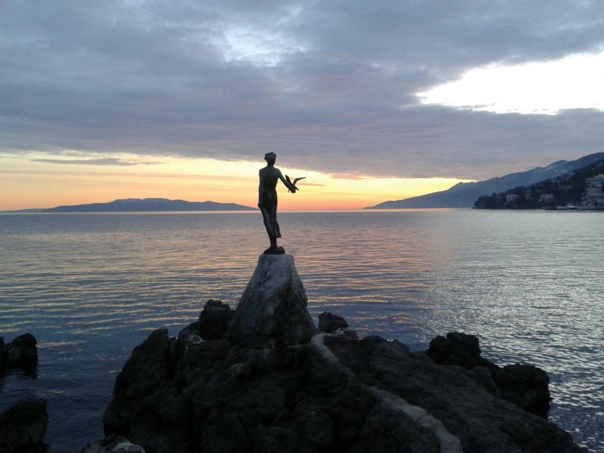 Apartment Secret Garden Opatija Bagian luar foto