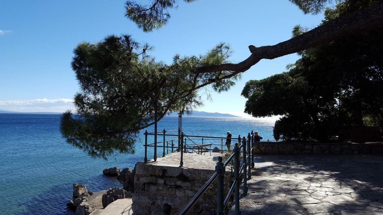 Apartment Secret Garden Opatija Bagian luar foto